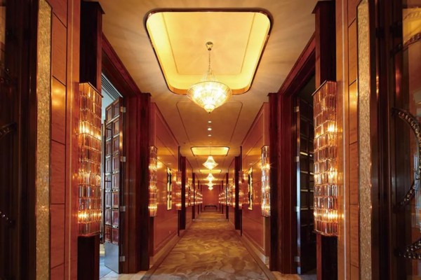 武汉桑拿仙人跳事件频发，如何避免上当？(武汉仙人跳酒店的多吗)