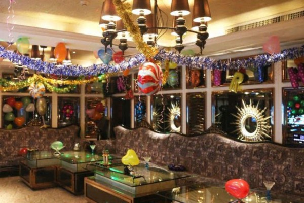 桑拿热浪席卷武汉，市场活力四溢(2020武汉桑拿)